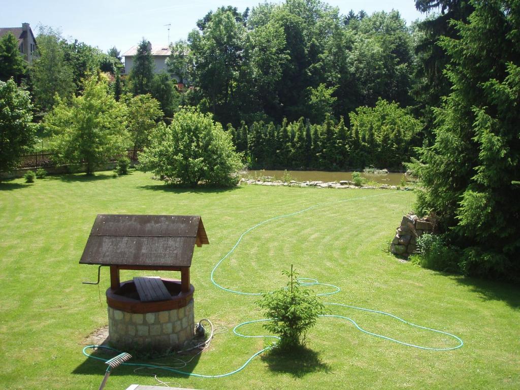 Red Travel Apartment Dvur Kralove nad Labem Luaran gambar